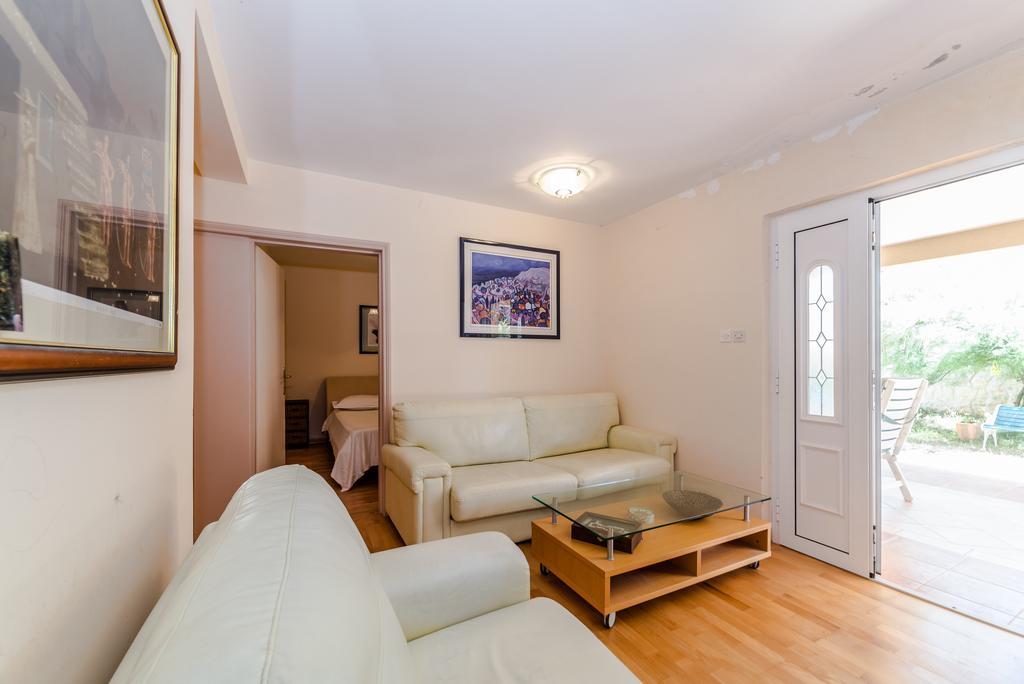 Paula Apartments Вир Экстерьер фото