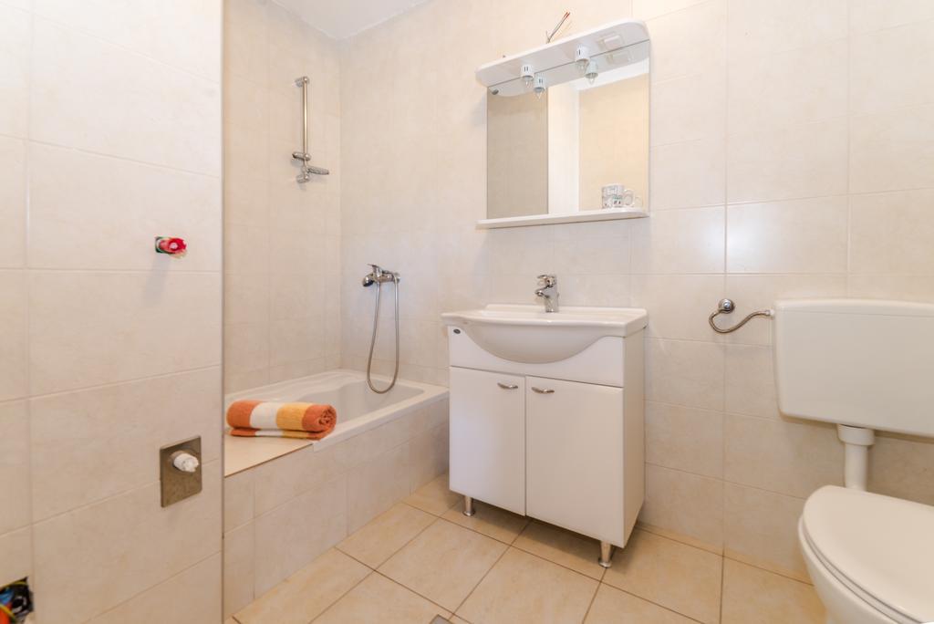 Paula Apartments Вир Экстерьер фото