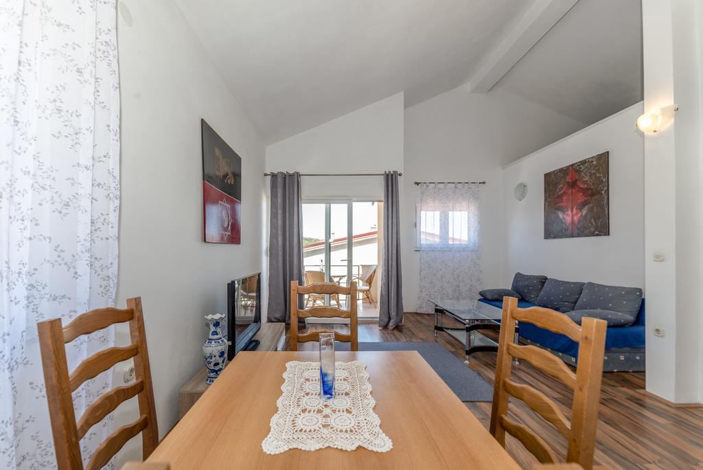 Paula Apartments Вир Экстерьер фото
