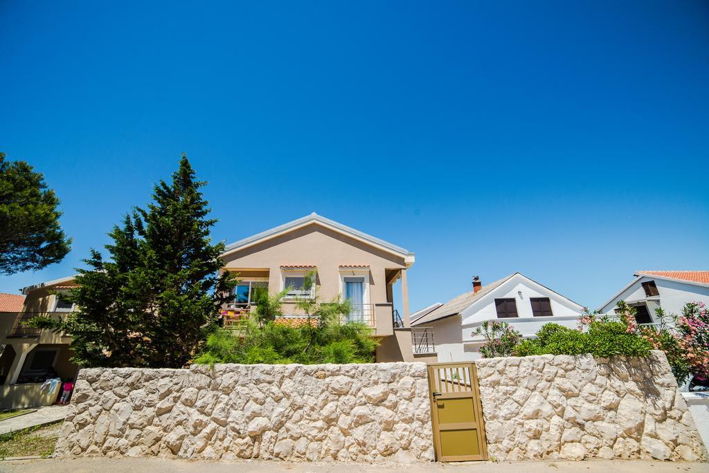 Paula Apartments Вир Экстерьер фото