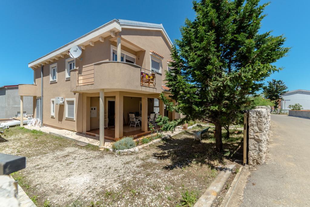 Paula Apartments Вир Экстерьер фото