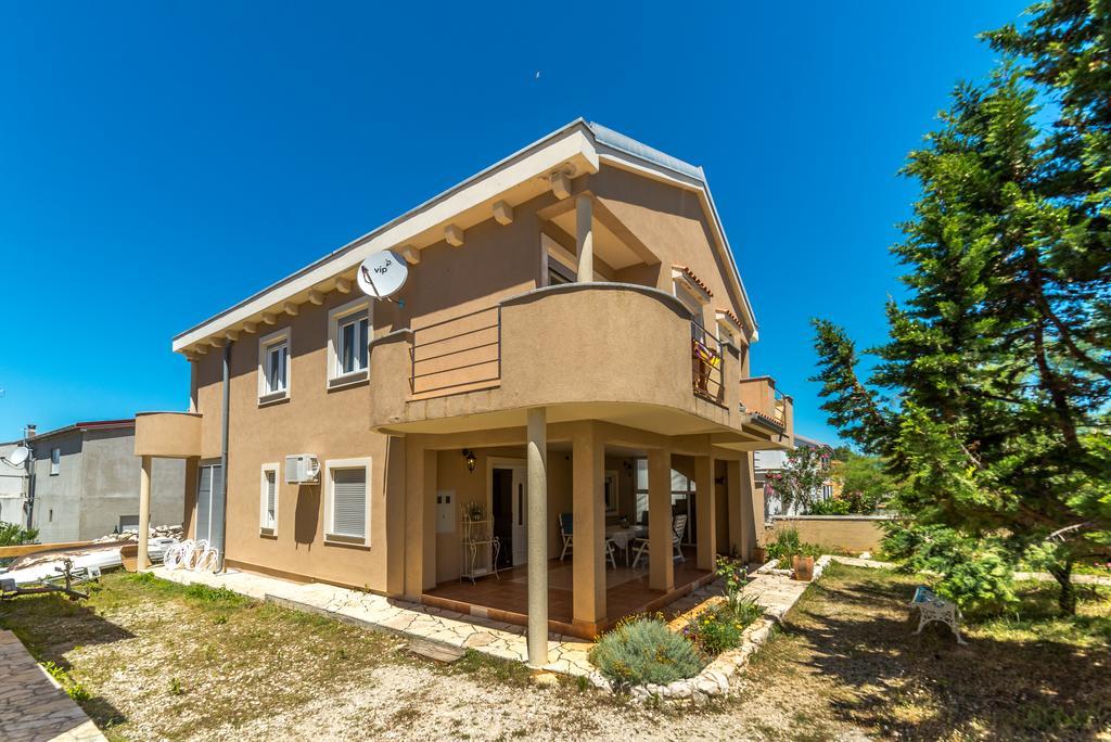 Paula Apartments Вир Экстерьер фото